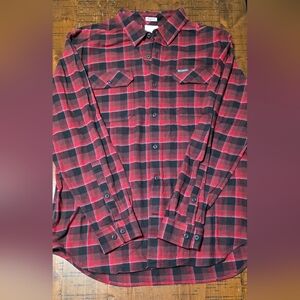 Columbia Red and Black Checkered Fannel Shirt Large